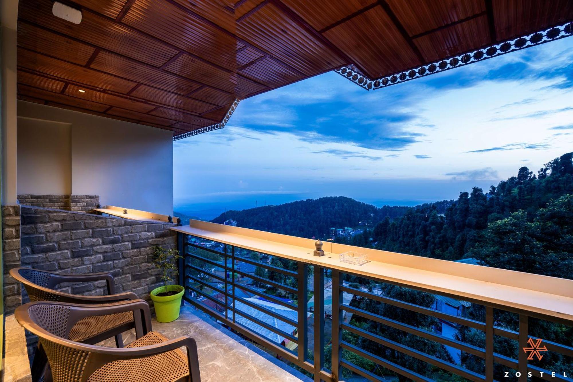 Zostel Dharamkot Hostel McLeod Ganj Εξωτερικό φωτογραφία
