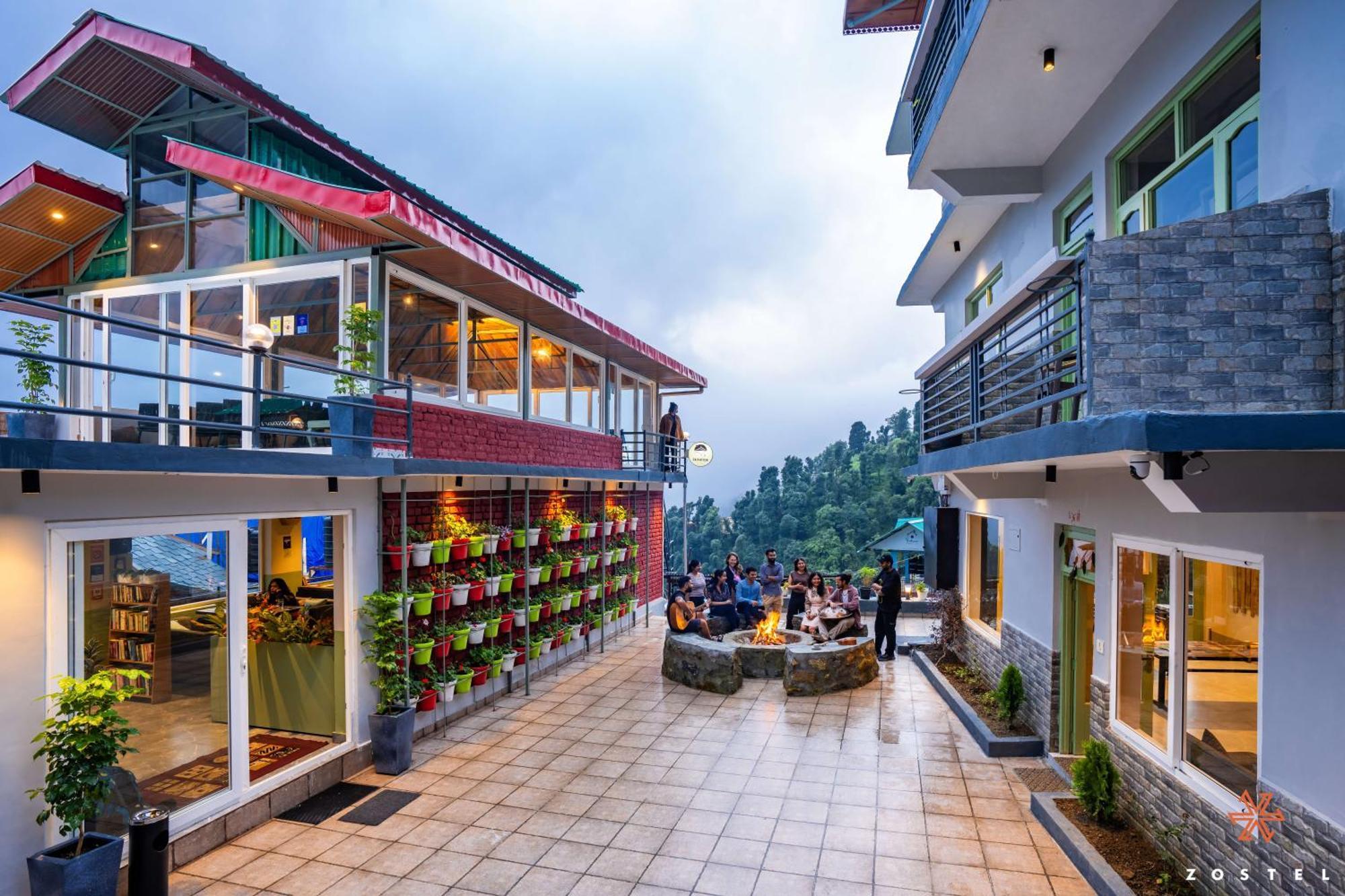 Zostel Dharamkot Hostel McLeod Ganj Εξωτερικό φωτογραφία