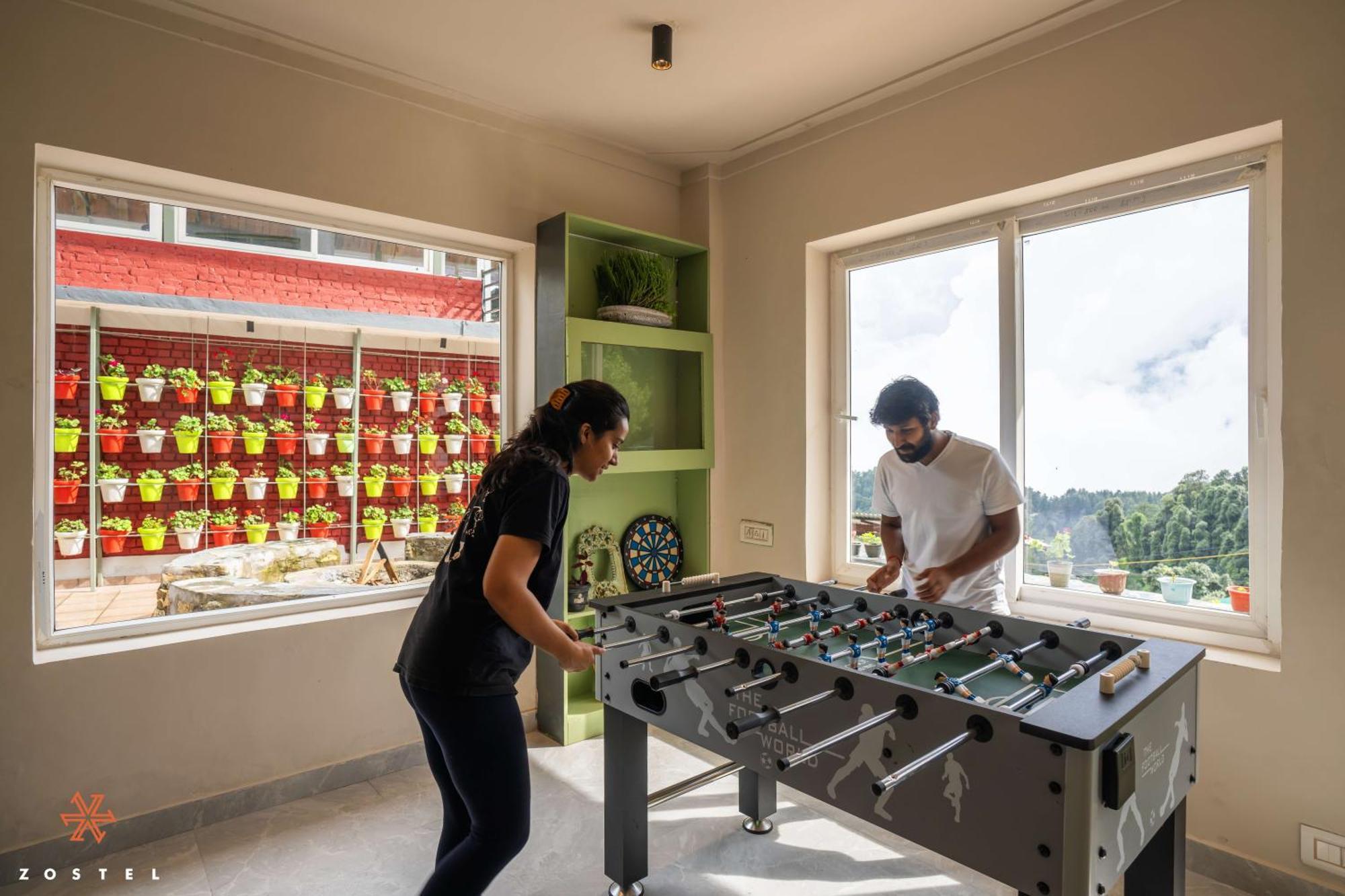 Zostel Dharamkot Hostel McLeod Ganj Εξωτερικό φωτογραφία